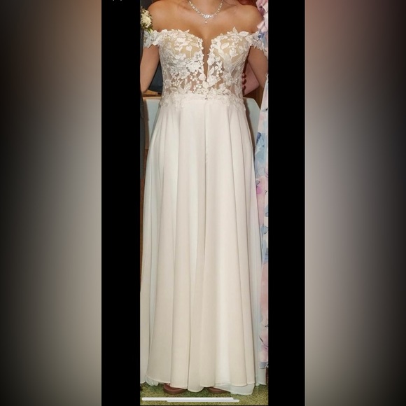 Wedding Dress Casablanca 4 - Picture 4 of 9